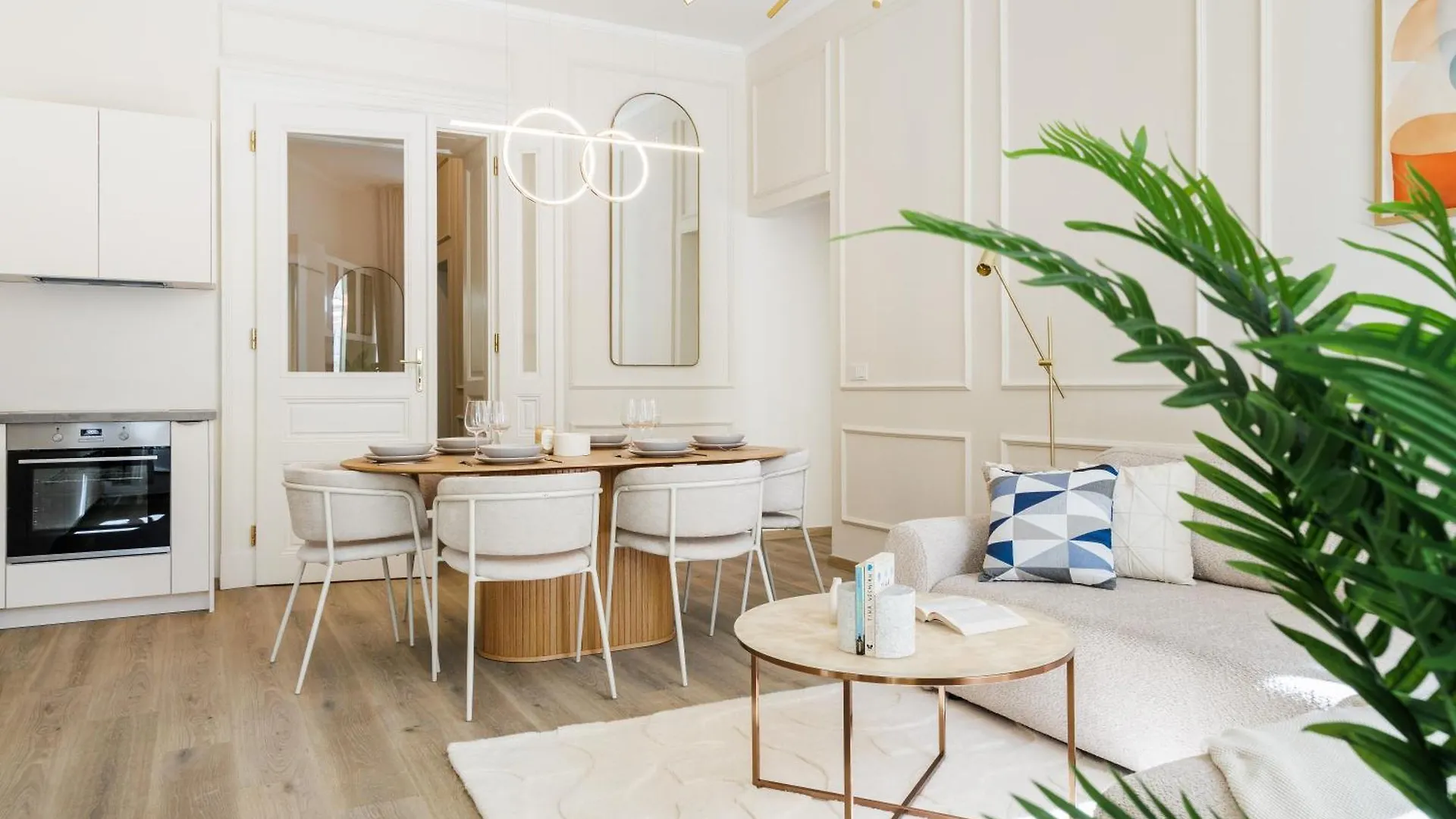 Контакты Wenceslas Square Apartments By Rentero