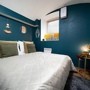 Apartament Secret Economy Oasis, Praga